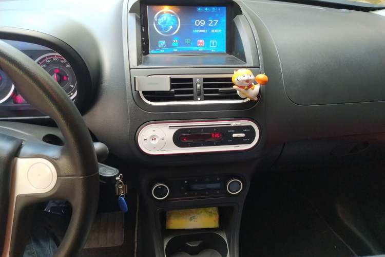 Used MG 3SW 2015 1.5L AMT Elite Model Audio And AC Panel