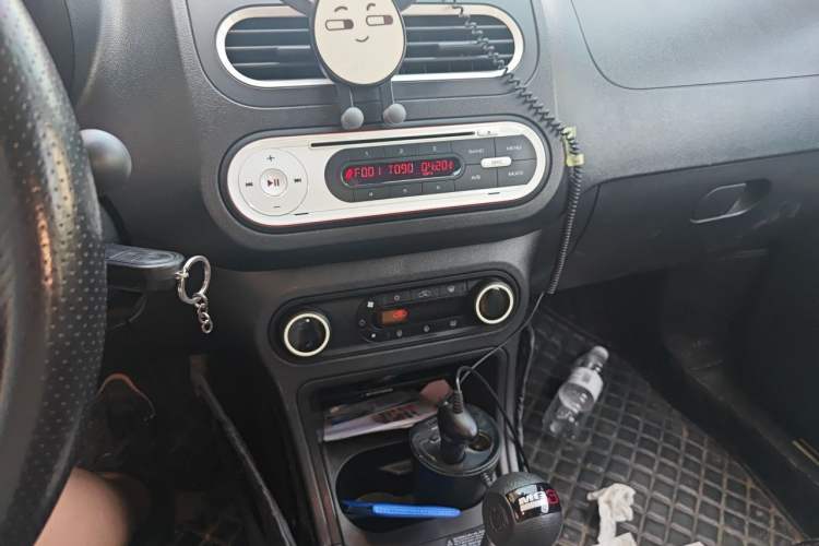 Used MG 3SW 2015 1.5L AMT Elite Model Audio And AC Panel