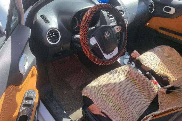 Used MG 3SW 2015 1.5L AMT Elite Model Driver Seat