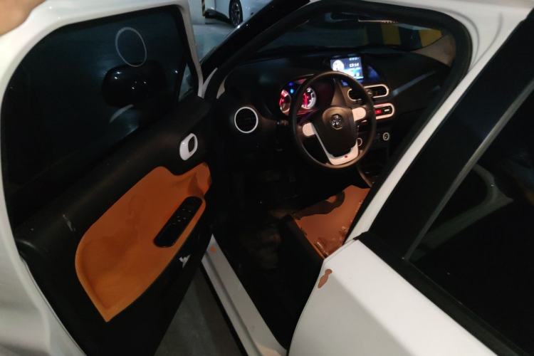 Used MG 3SW 2015 1.5L AMT Elite Model Driver Seat