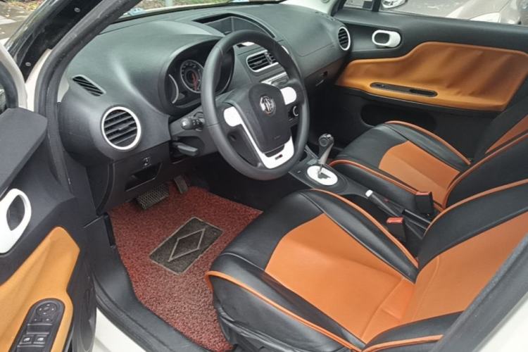 Used MG 3SW 2015 1.5L AMT Elite Model Driver Seat