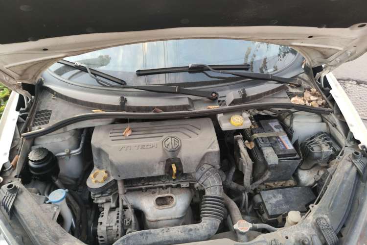 Used MG 3SW 2015 1.5L AMT Elite Model Engine Bay