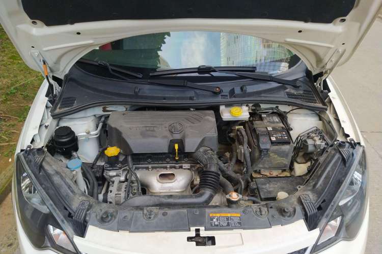 Used MG 3SW 2015 1.5L AMT Elite Model Engine Bay