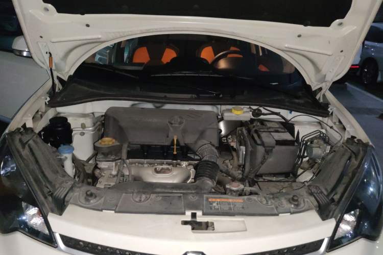 Used MG 3SW 2015 1.5L AMT Elite Model Engine Bay