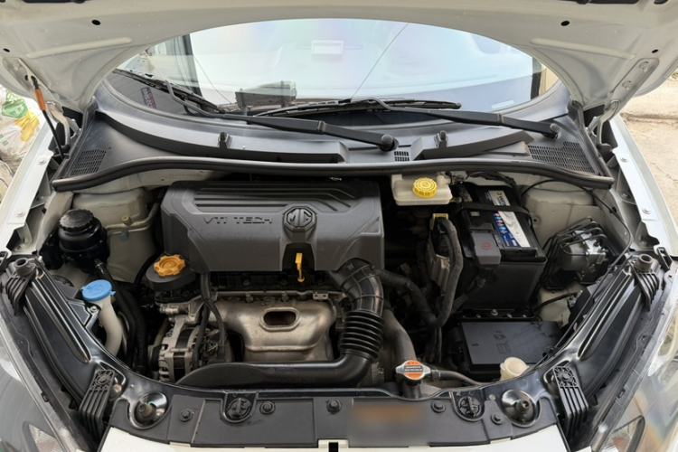Used MG 3SW 2015 1.5L AMT Elite Model Engine Bay