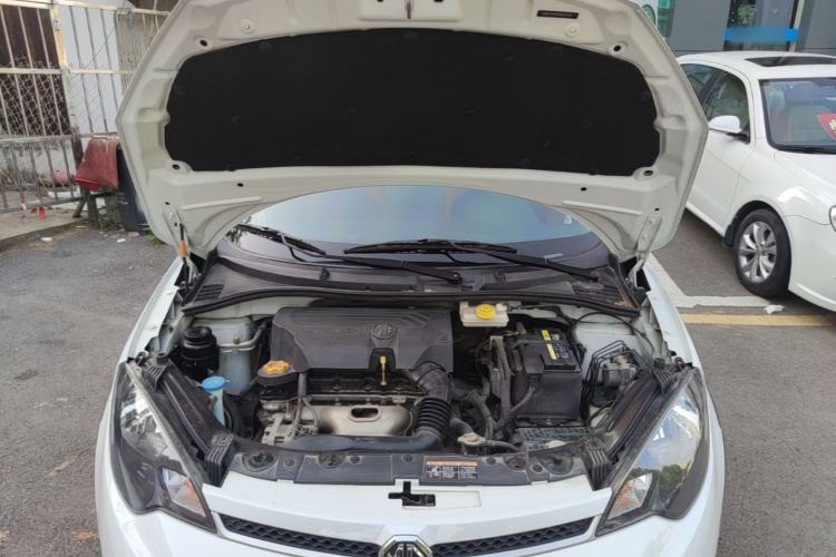 Used MG 3SW 2015 1.5L AMT Elite Model Engine Bay