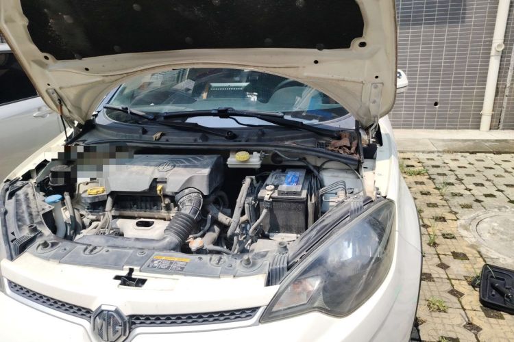 Used MG 3SW 2015 1.5L AMT Elite Model Engine Bay Left