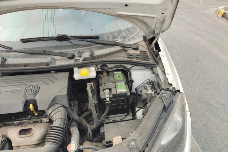 Used MG 3SW 2015 1.5L AMT Elite Model Engine Bay Left