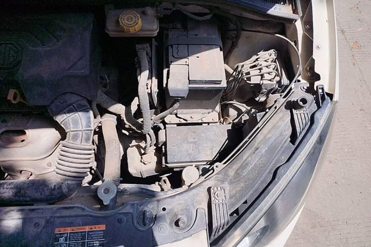 Used MG 3SW 2015 1.5L AMT Elite Model Engine Bay Left