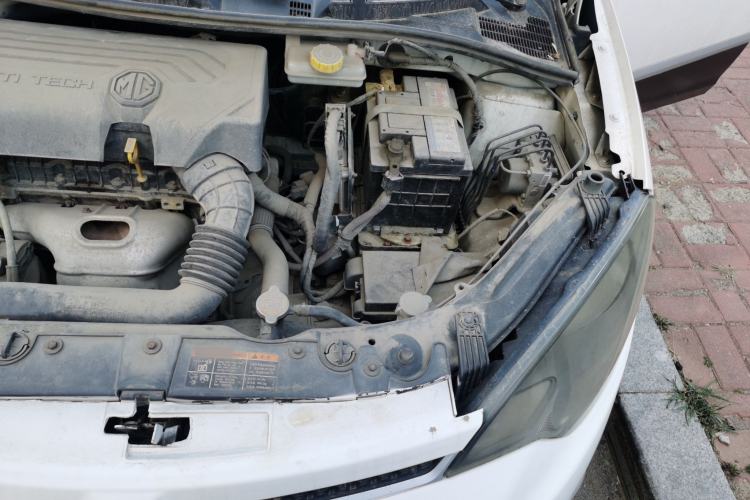 Used MG 3SW 2015 1.5L AMT Elite Model Engine Bay Left