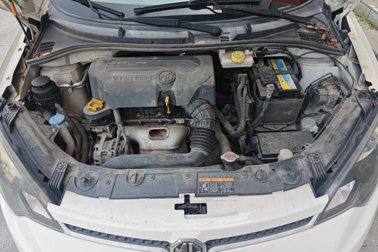 Used MG 3SW 2015 1.5L AMT Elite Model Engine Bay