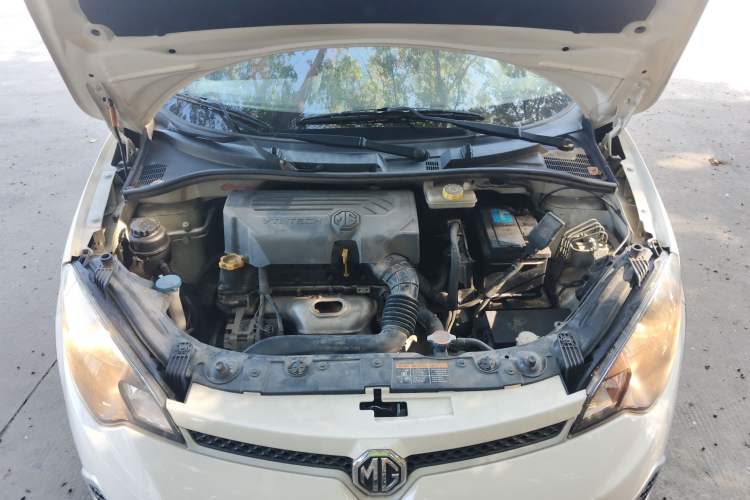 Used MG 3SW 2015 1.5L AMT Elite Model Engine Bay