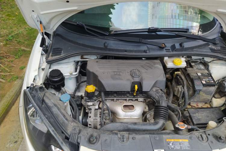 Used MG 3SW 2015 1.5L AMT Elite Model Engine Bay Right