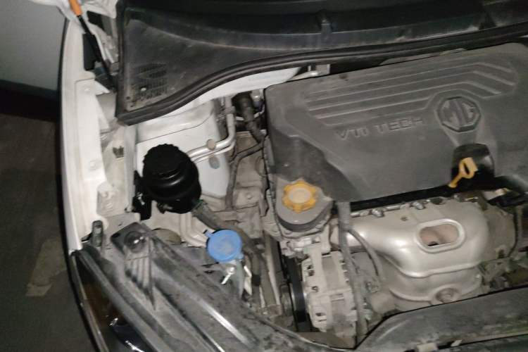 Used MG 3SW 2015 1.5L AMT Elite Model Engine Bay Right