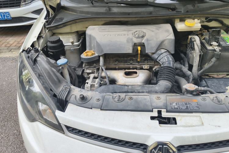 Used MG 3SW 2015 1.5L AMT Elite Model Engine Bay Right