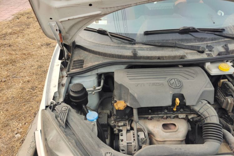 Used MG 3SW 2015 1.5L AMT Elite Model Engine Bay Right