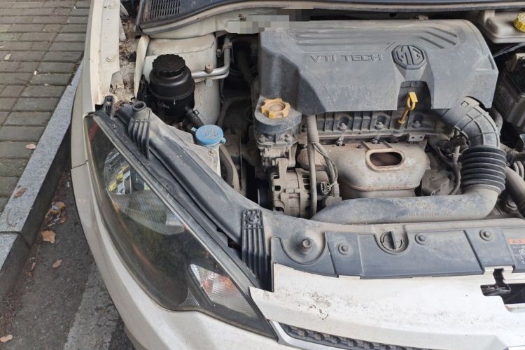 Used MG 3SW 2015 1.5L AMT Elite Model Engine Bay Right