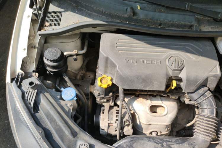 Used MG 3SW 2015 1.5L AMT Elite Model Engine Bay Right