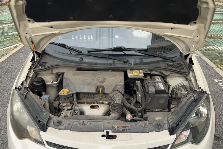 Used MG 3SW 2015 1.5L AMT Elite Model Engine Bay