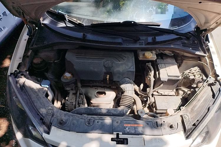 Used MG 3SW 2015 1.5L AMT Elite Model Engine Bay