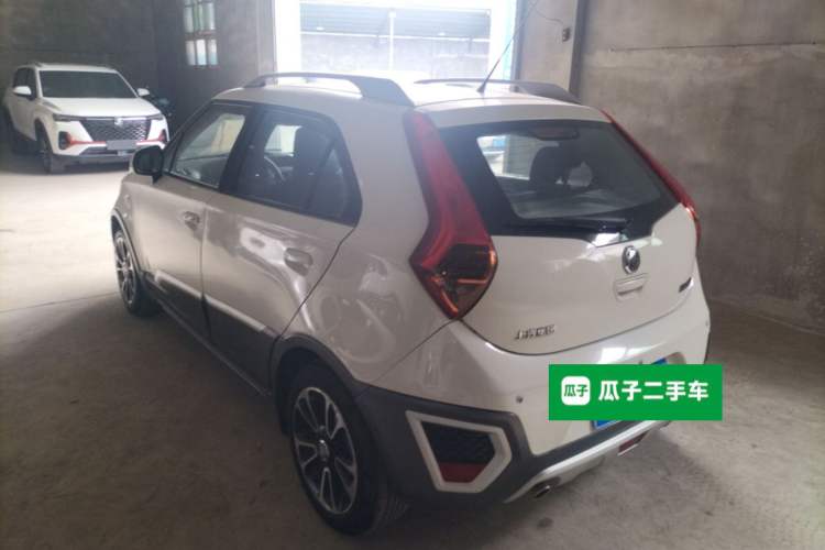 Used MG 3SW 2015 1.5L AMT Elite Model Exterior 2