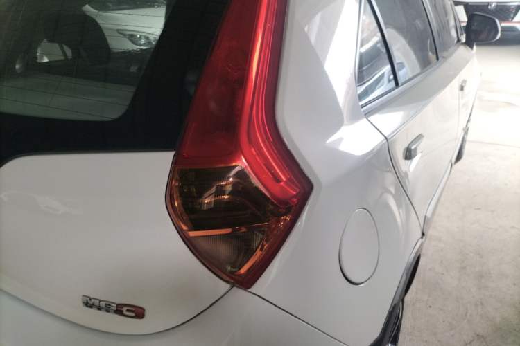 Used MG 3SW 2015 1.5L AMT Elite Model Exterior 3