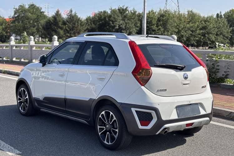 Used MG 3SW 2015 1.5L AMT Elite Model Exterior 4