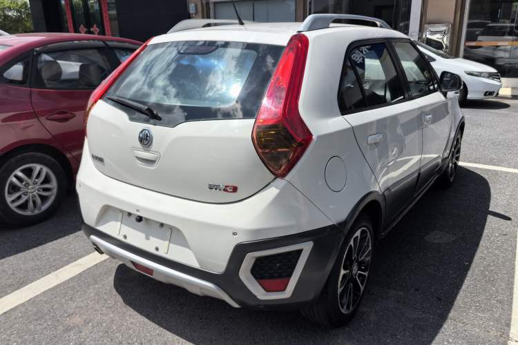 Used MG 3SW 2015 1.5L AMT Elite Model Exterior 4