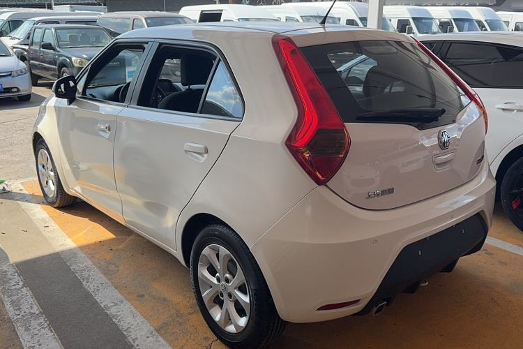 Used MG 3SW 2015 1.5L AMT Elite Model Exterior 5