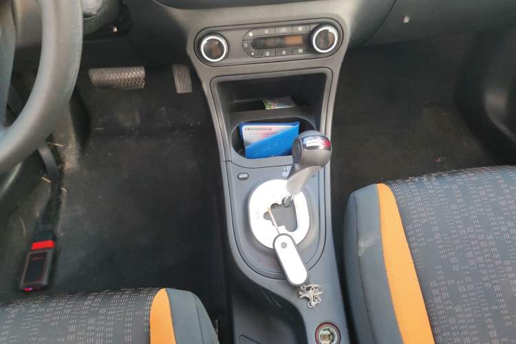 Used MG 3SW 2015 1.5L AMT Elite Model Gear Lever