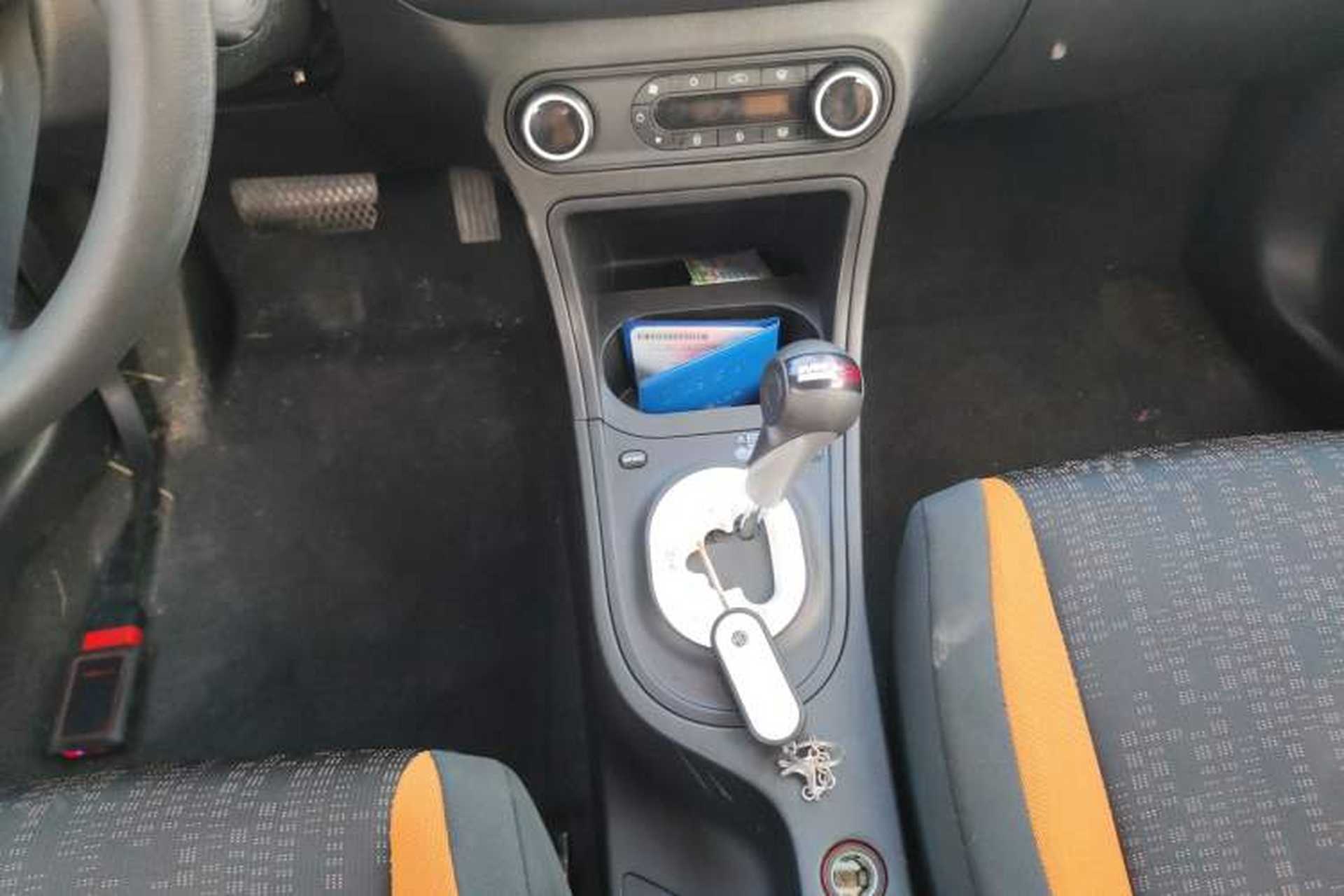 Used MG 3SW 2015 1.5L AMT Elite Model Gear Lever
