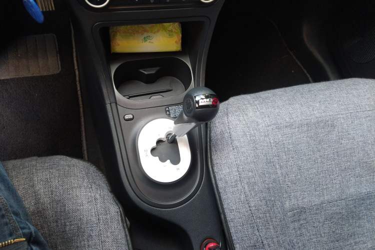 Used MG 3SW 2015 1.5L AMT Elite Model Gear Lever