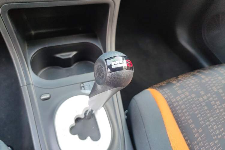 Used MG 3SW 2015 1.5L AMT Elite Model Gear Lever