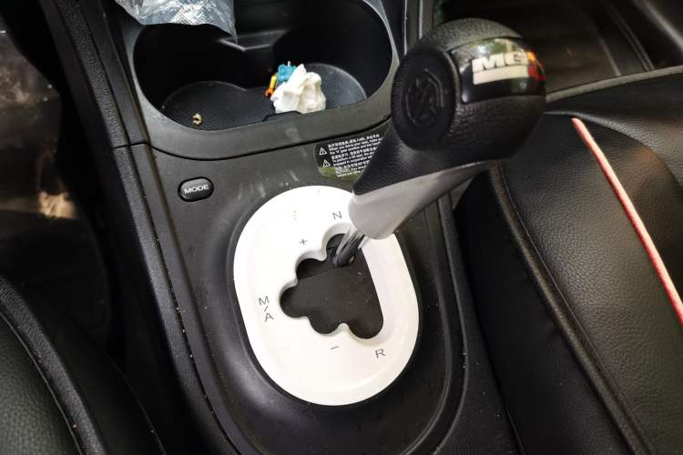 Used MG 3SW 2015 1.5L AMT Elite Model Gear Lever