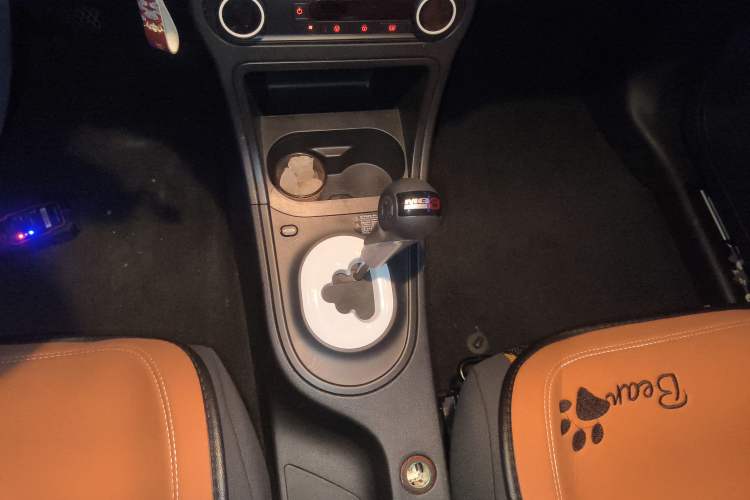Used MG 3SW 2015 1.5L AMT Elite Model Gear Lever