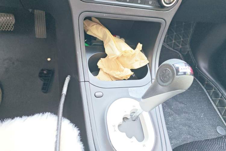 Used MG 3SW 2015 1.5L AMT Elite Model Gear Lever