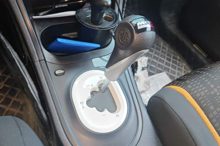 Used MG 3SW 2015 1.5L AMT Elite Model Gear Lever