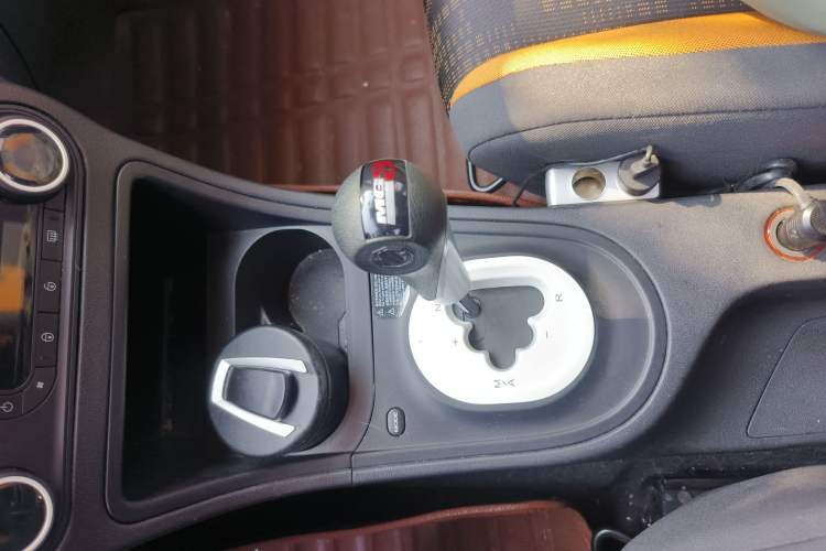 Used MG 3SW 2015 1.5L AMT Elite Model Gear Lever