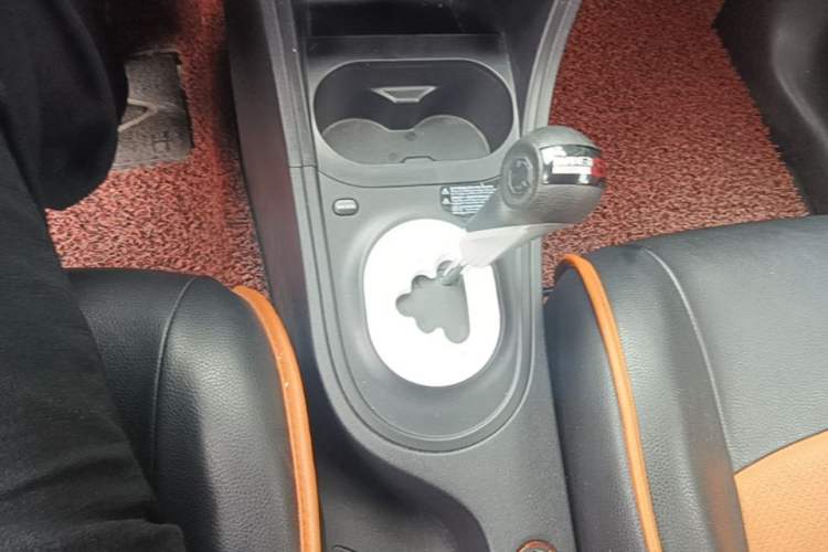 Used MG 3SW 2015 1.5L AMT Elite Model Gear Lever