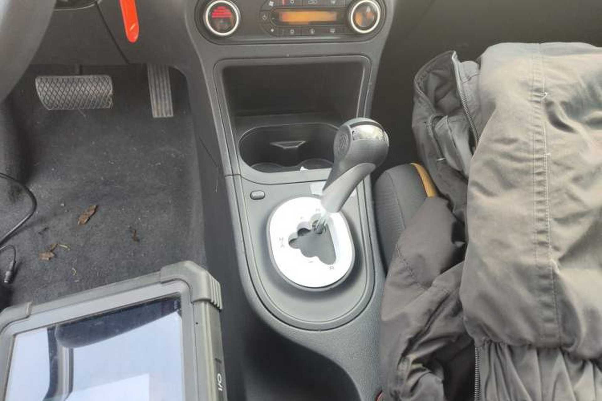 Used MG 3SW 2015 1.5L AMT Elite Model Gear Lever
