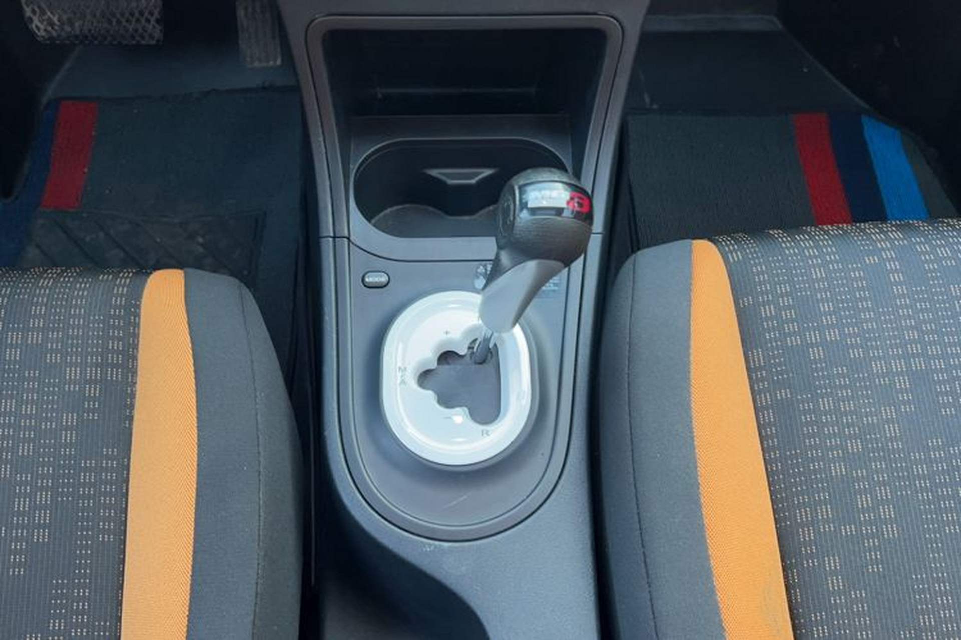 Used MG 3SW 2015 1.5L AMT Elite Model Gear Lever