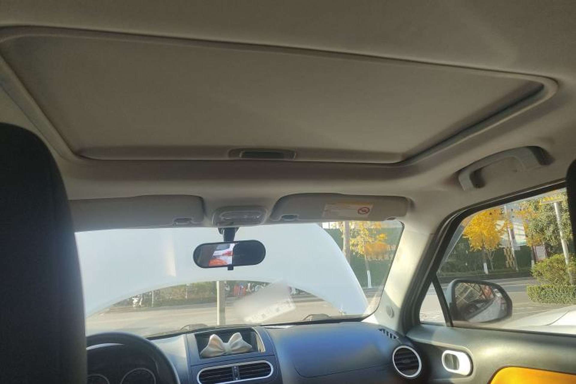 Used MG 3SW 2015 1.5L AMT Elite Model Headliner