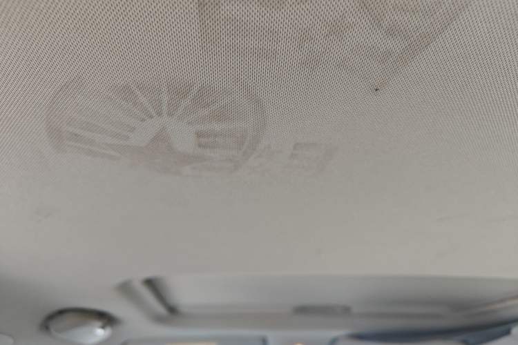 Used MG 3SW 2015 1.5L AMT Elite Model Headliner