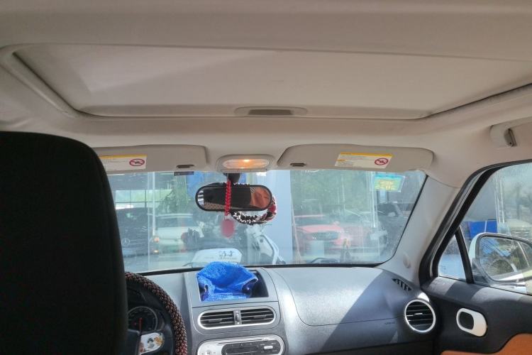 Used MG 3SW 2015 1.5L AMT Elite Model Headliner