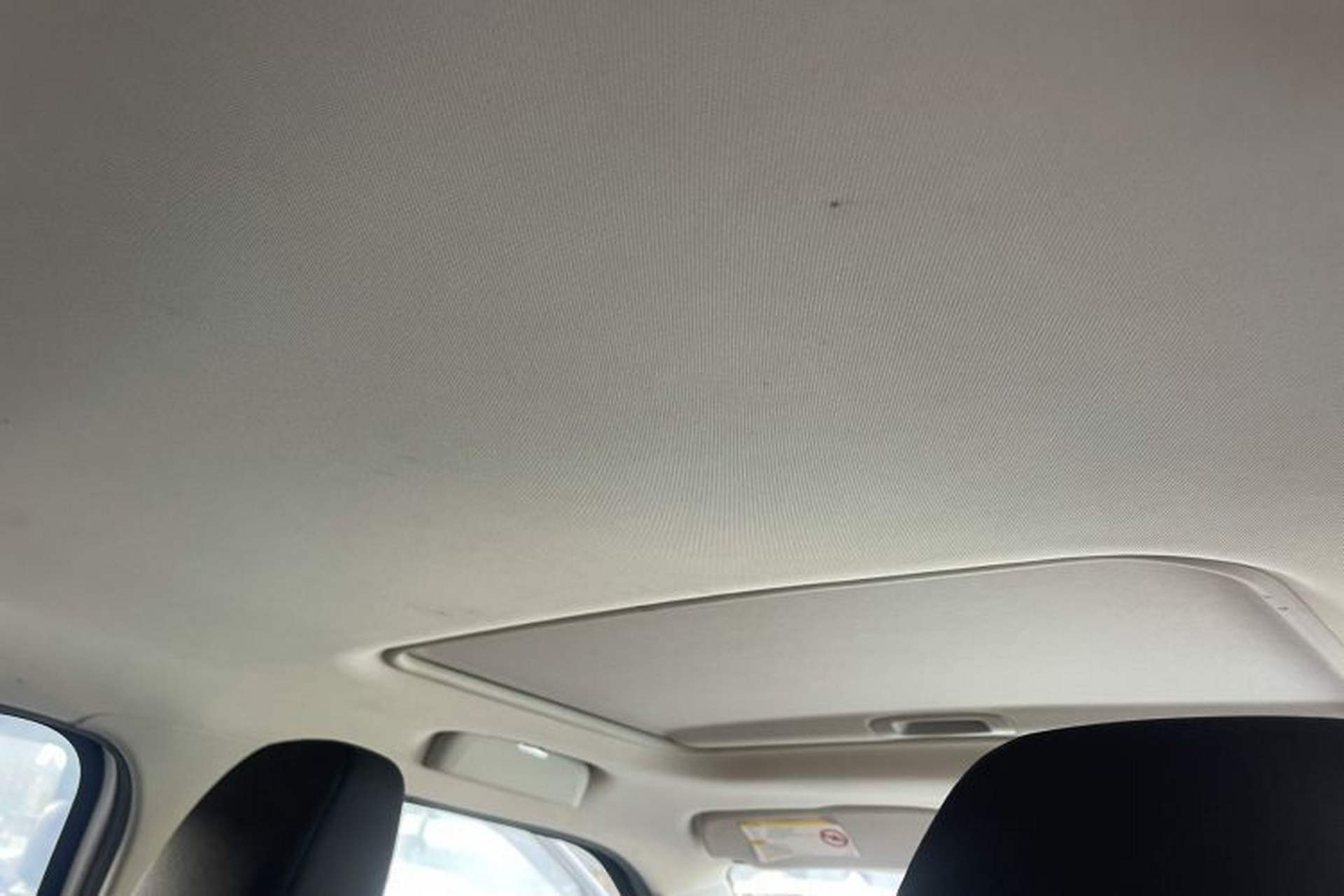 Used MG 3SW 2015 1.5L AMT Elite Model Headliner