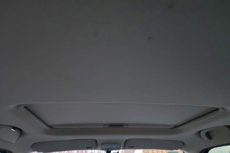 Used MG 3SW 2015 1.5L AMT Elite Model Headliner