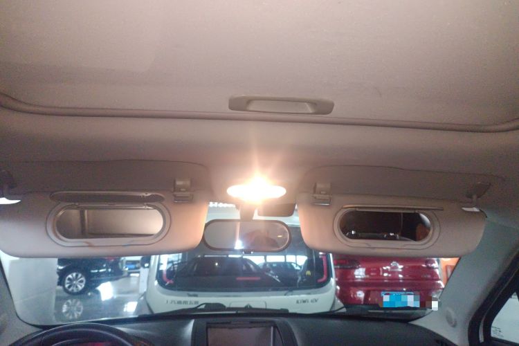 Used MG 3SW 2015 1.5L AMT Elite Model Headliner