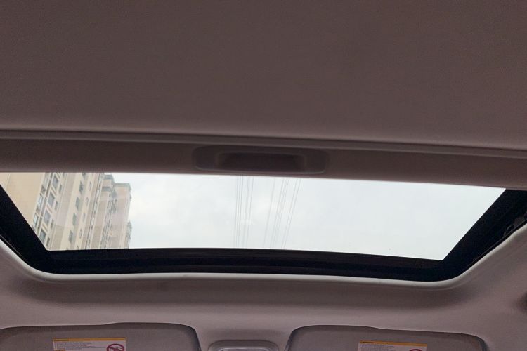 Used MG 3SW 2015 1.5L AMT Elite Model Headliner