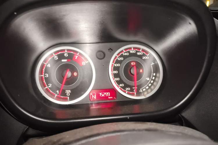 Used MG 3SW 2015 1.5L AMT Elite Model Instrument Cluster