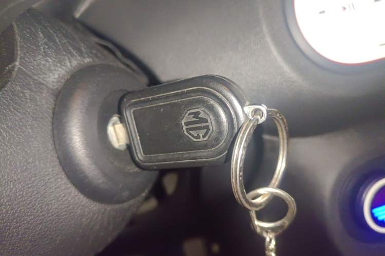 Used MG 3SW 2015 1.5L AMT Elite Model Interior 1